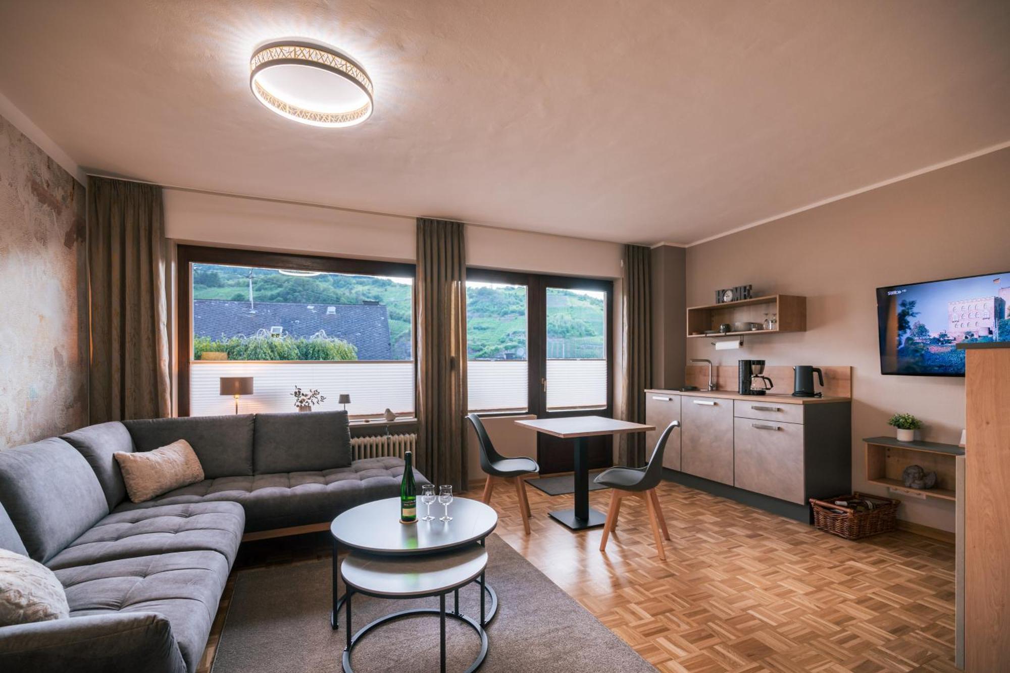 Ferienweingut Hirschen Schulstrasse Bed & Breakfast Burg  Luaran gambar