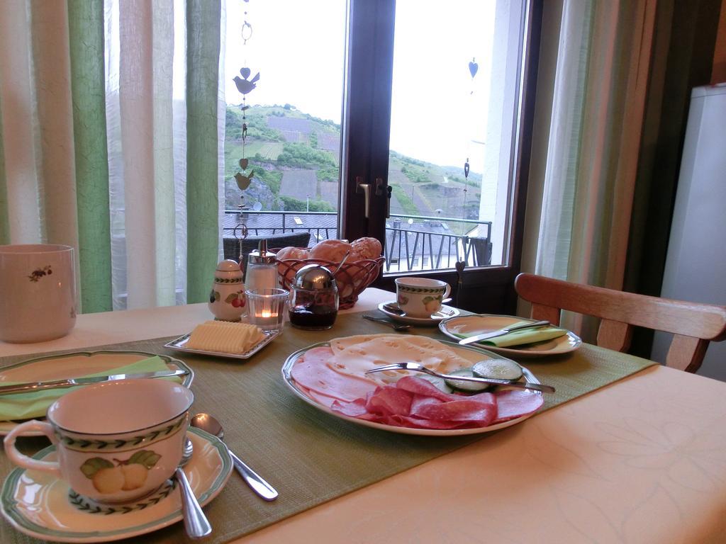Ferienweingut Hirschen Schulstrasse Bed & Breakfast Burg  Bilik gambar